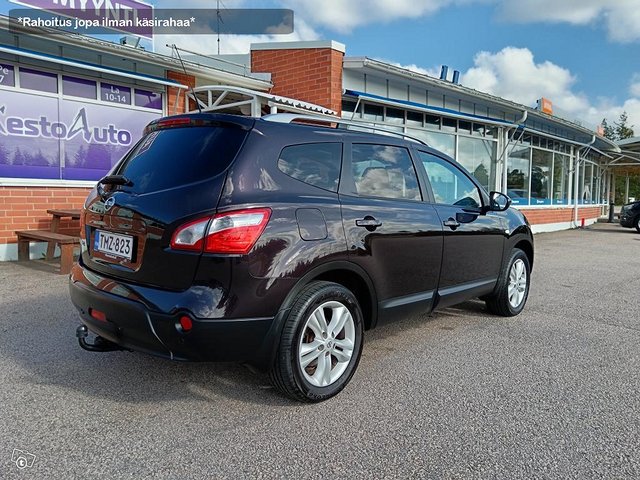 Nissan Qashqai+2 7