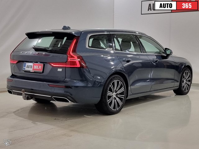 Volvo V60 13