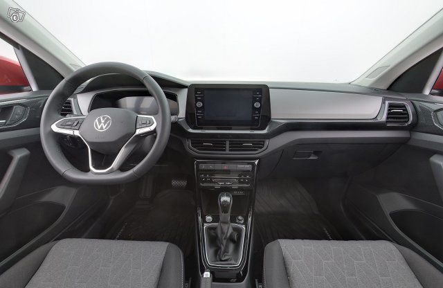 Volkswagen T-Cross 8