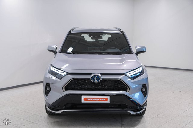 Toyota RAV4 Plug-in 2