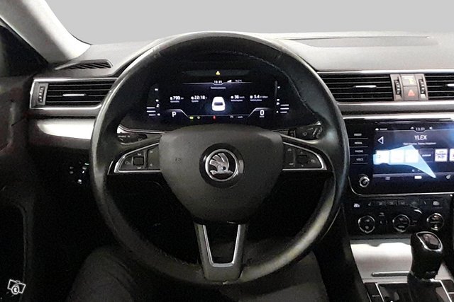 Skoda Superb 18