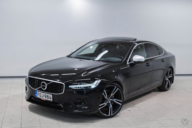 Volvo S90