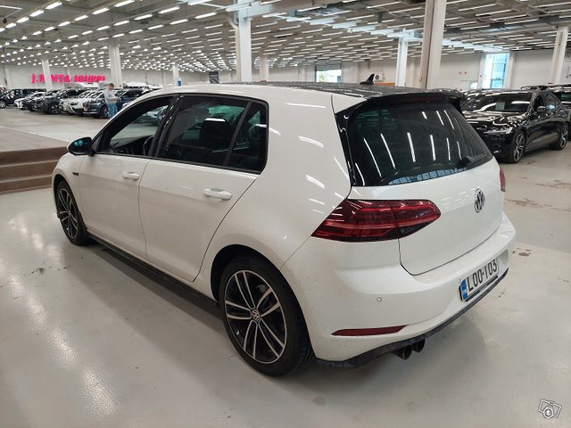 Volkswagen Golf 4