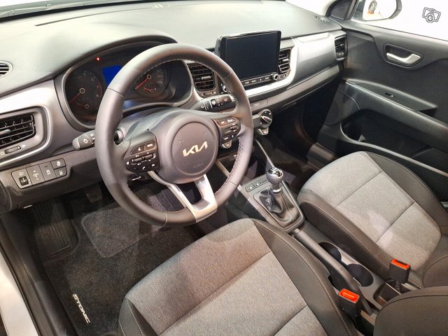 Kia Stonic 7