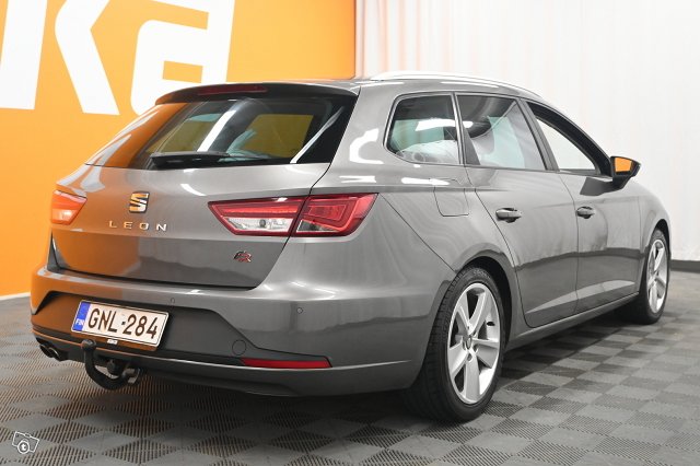 Seat LEON ST 8