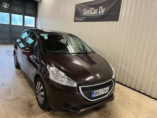 Peugeot 208