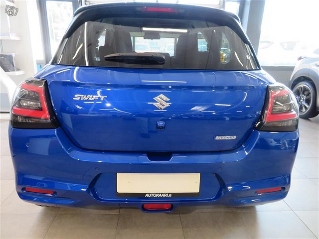 Suzuki Swift 11