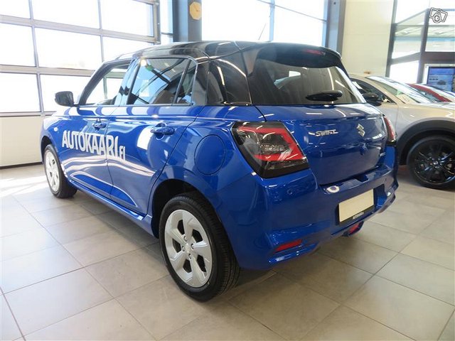 Suzuki Swift 12