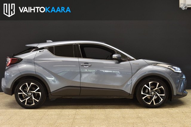 Toyota C-HR 24