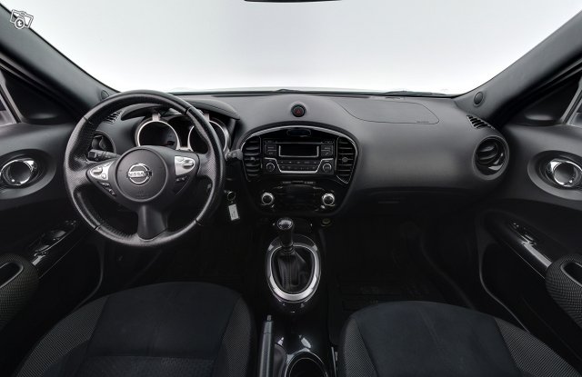 NISSAN Juke 8