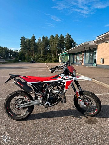 Hyväkuntoinen, vakio Fantic Performance 50 Motard 2