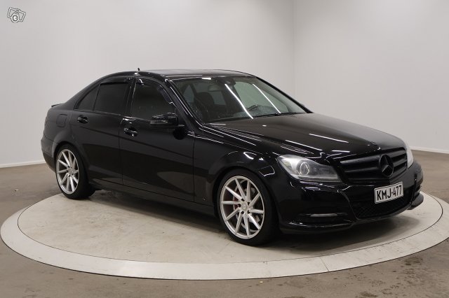 Mercedes-Benz C 3