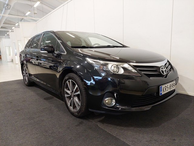 Toyota Avensis 6