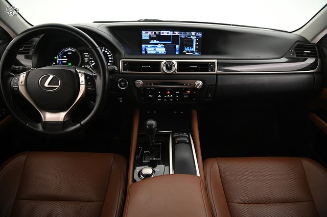 Lexus GS 14