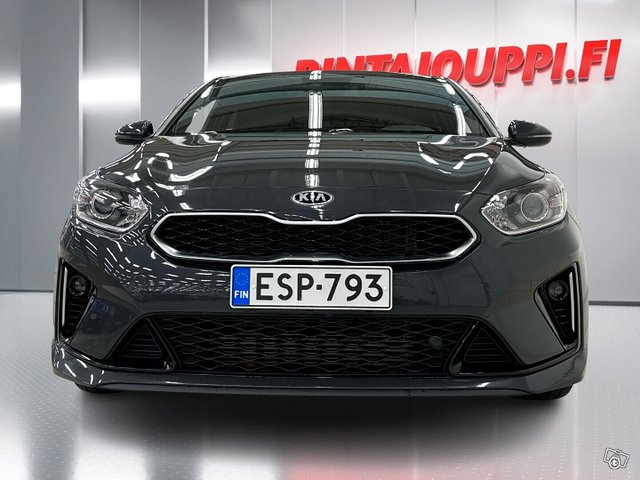 Kia ProCeed 3