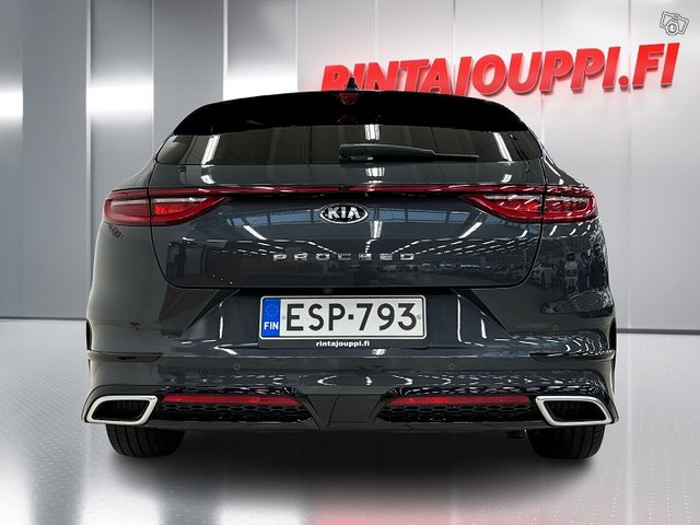 Kia ProCeed 5