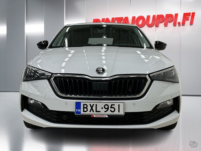 Skoda Scala 3