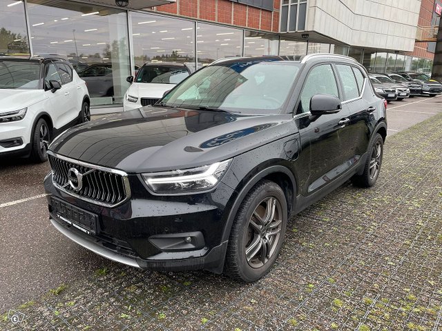 Volvo XC40 4