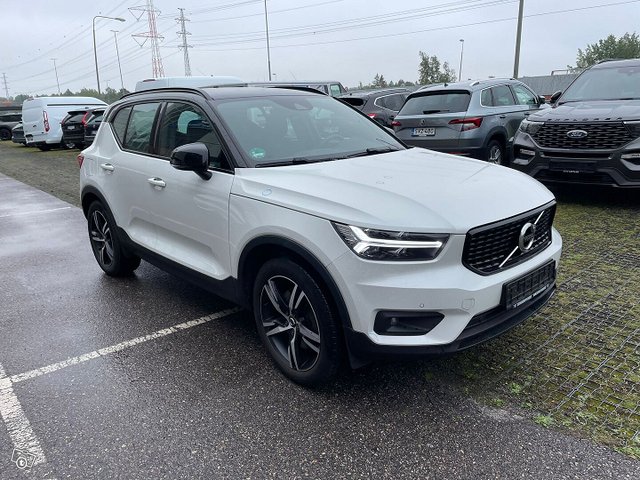 Volvo XC40 1