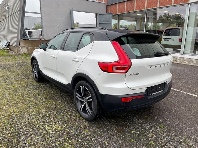 Volvo XC40 3