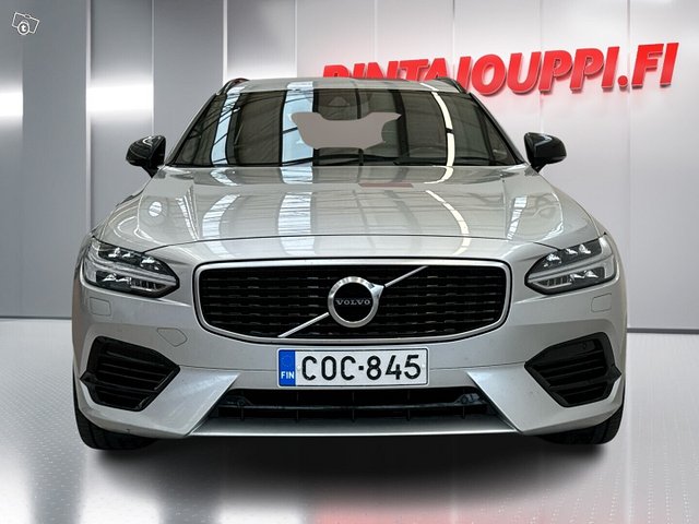 Volvo V90 2