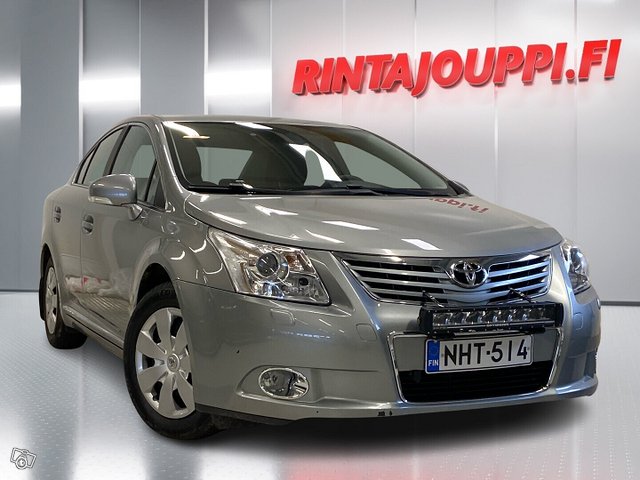 Toyota Avensis 1