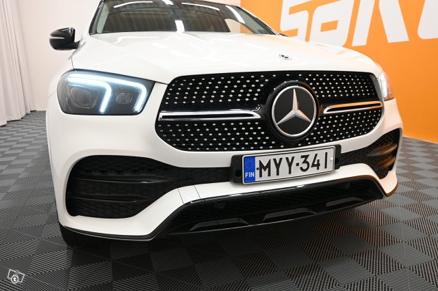 Mercedes-Benz GLE 10