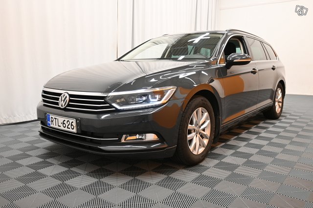 Volkswagen Passat 4