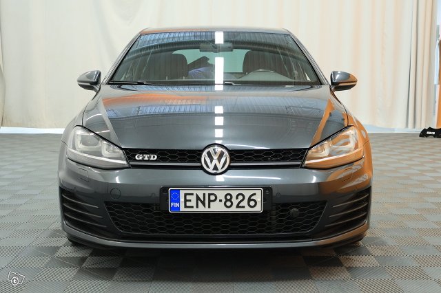 Volkswagen Golf 2