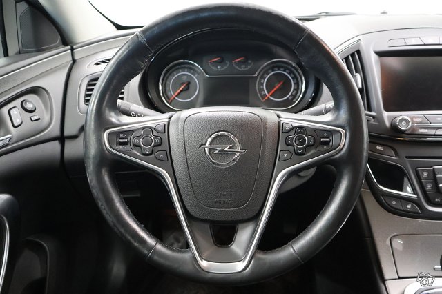 Opel Insignia 15