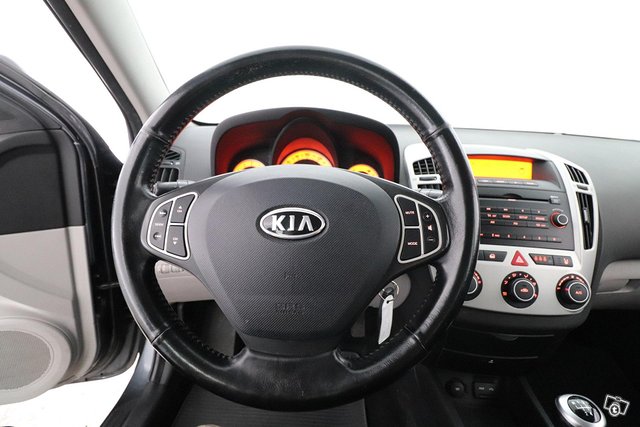 Kia Ceed 5