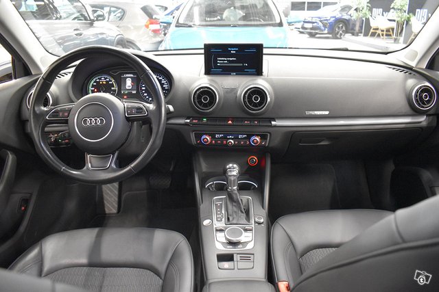 Audi A3 4