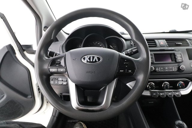 Kia Rio 6