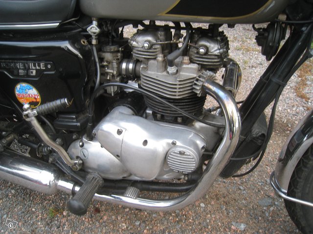 Triumph Bonneville Electro 4