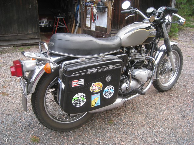 Triumph Bonneville Electro 5