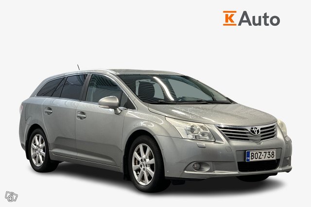 Toyota Avensis 1