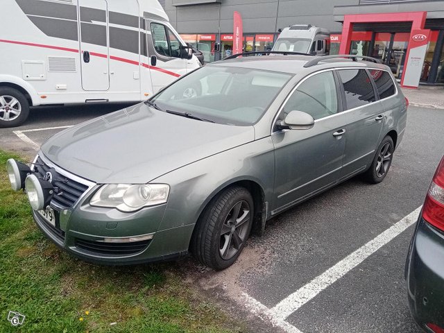 Volkswagen Passat Variant 1