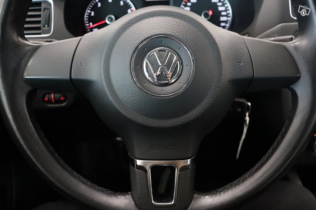 Volkswagen Jetta 18