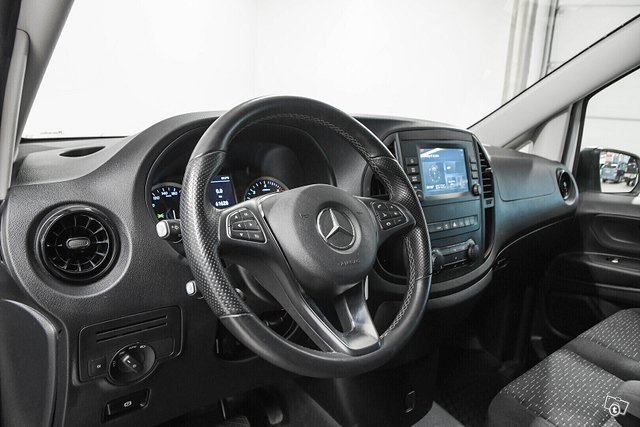 MERCEDES-BENZ VITO 10