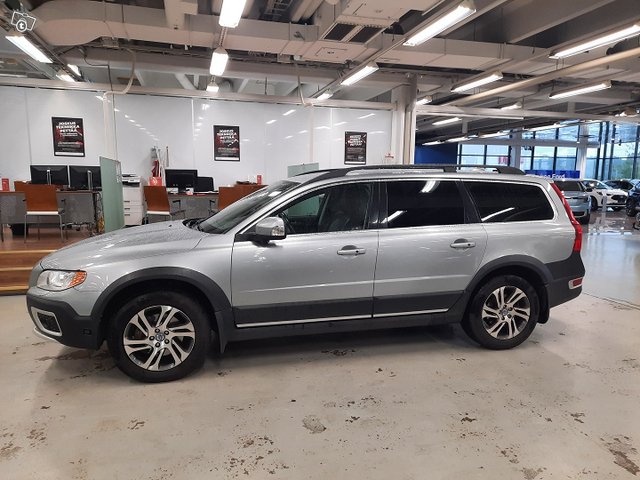 Volvo XC70 5