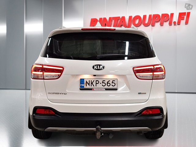 Kia Sorento 4