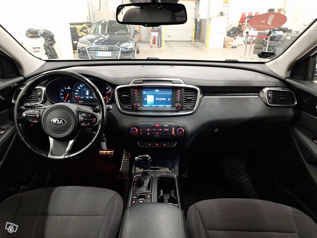 Kia Sorento 10