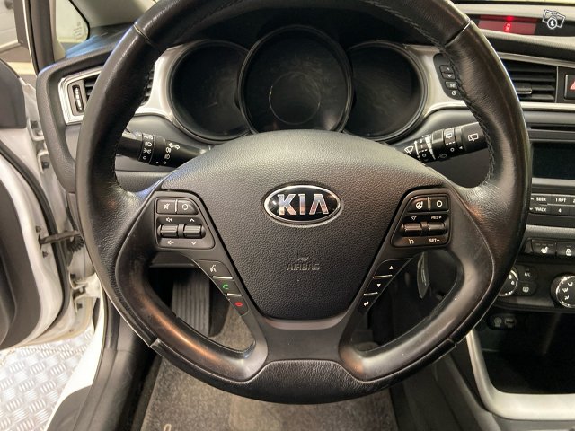 Kia Cee'd 12