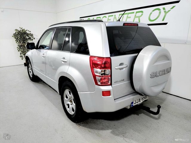 Suzuki Grand Vitara 6