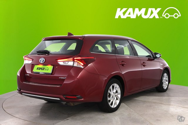 Toyota Auris 4