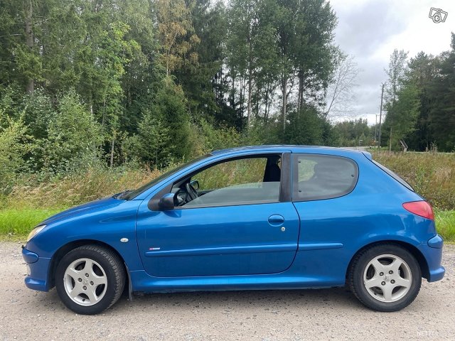 Peugeot 206 17