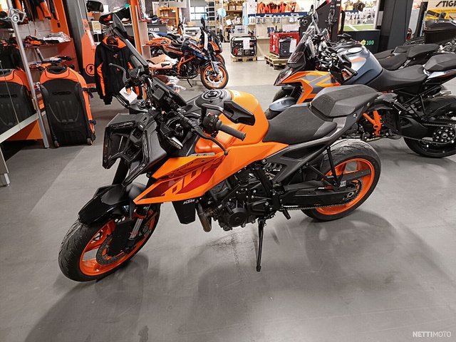 KTM 990, kuva 1