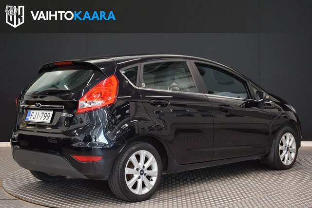 Ford Fiesta 16