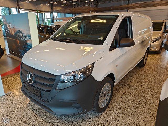 MERCEDES-BENZ VITO 1