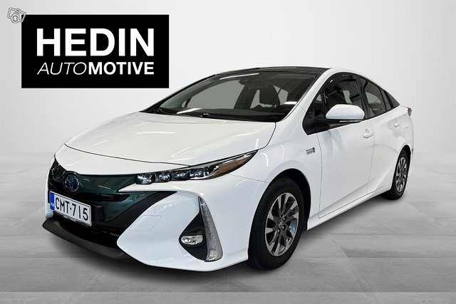 Toyota Prius Plug-in 1